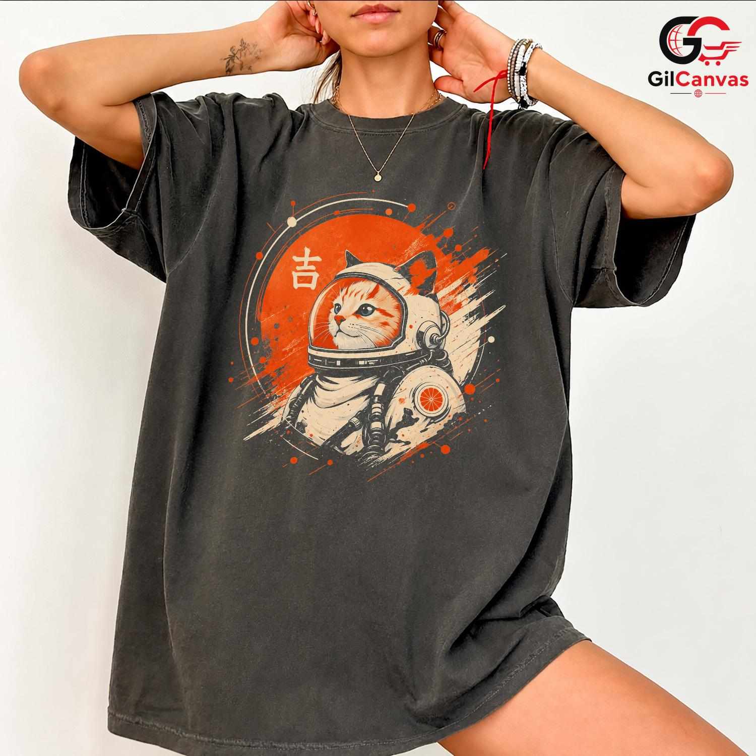 Space Astronaut Cat T-Shirt Unisex Cool Graphic Funny Feline Lover Design Tee