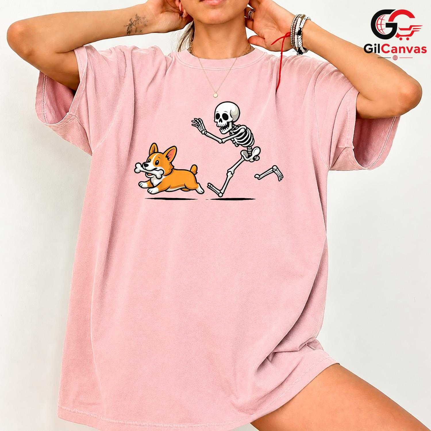 Skeleton Chasing Corgi Dog T-Shirt Unisex Funny Spooky Pet Owner Bone Gift